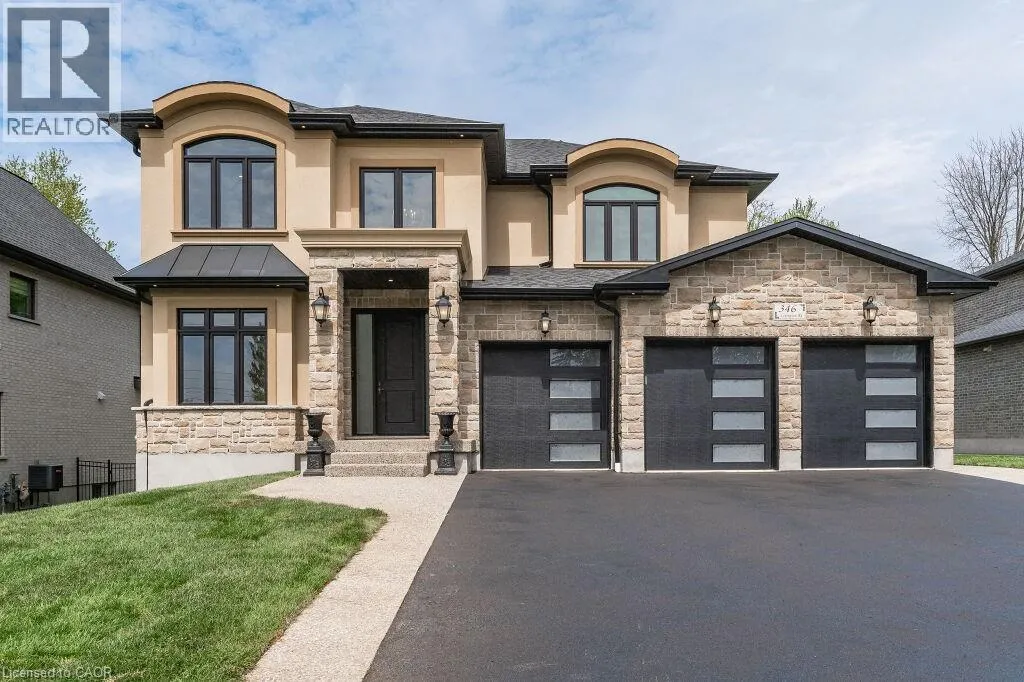 House for rent: 346 Lexington Road, Waterloo, Ontario N2K 1X2