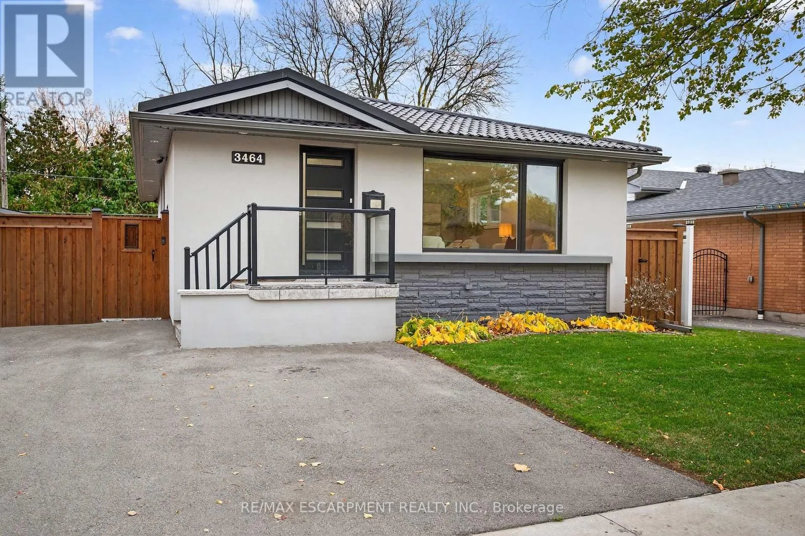 House for rent: 3464 Rexway Drive, Burlington, Ontario L7N 2L6