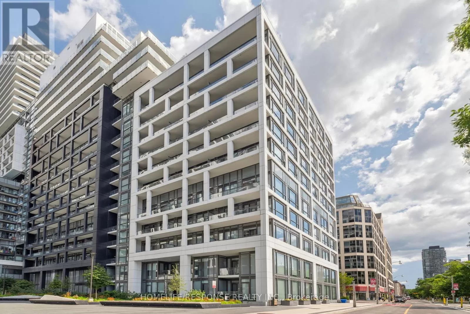 Apartment for rent: 347 - 60 Princess Street, Toronto, Ontario M5A 2C7