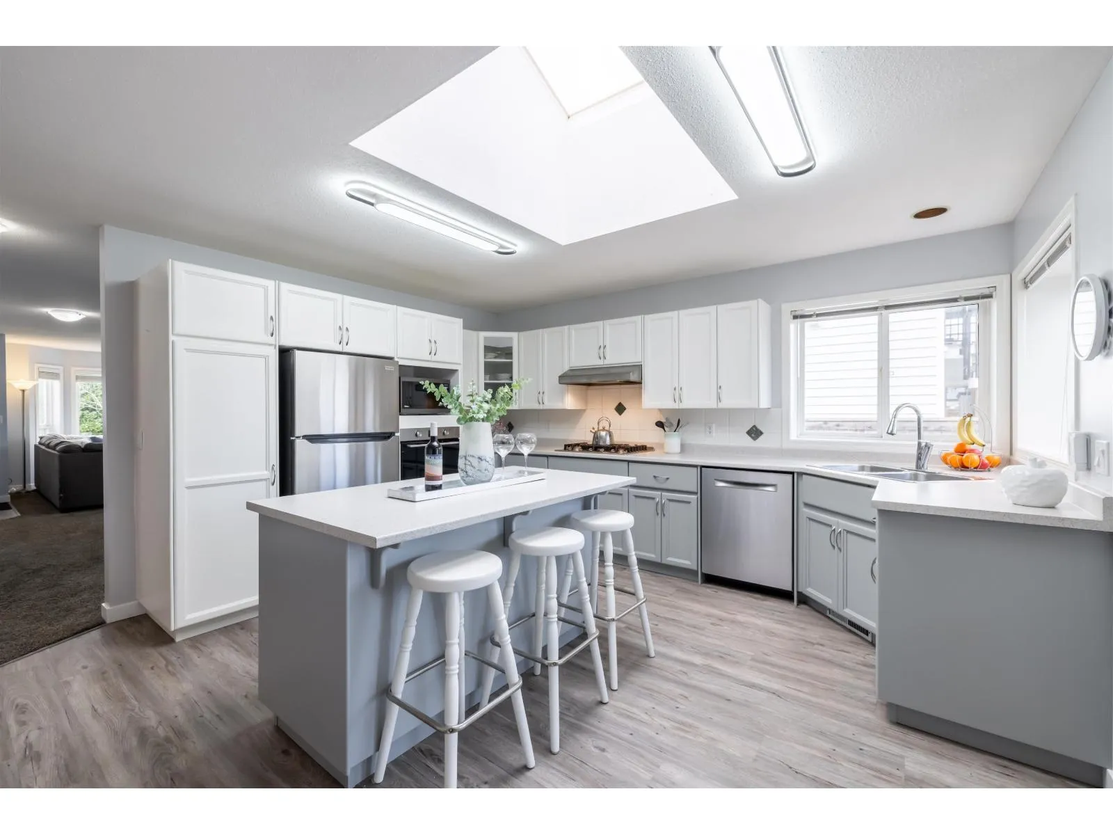 House for rent: 34775 2nd Avenue, Abbotsford, British Columbia V2S 8C1