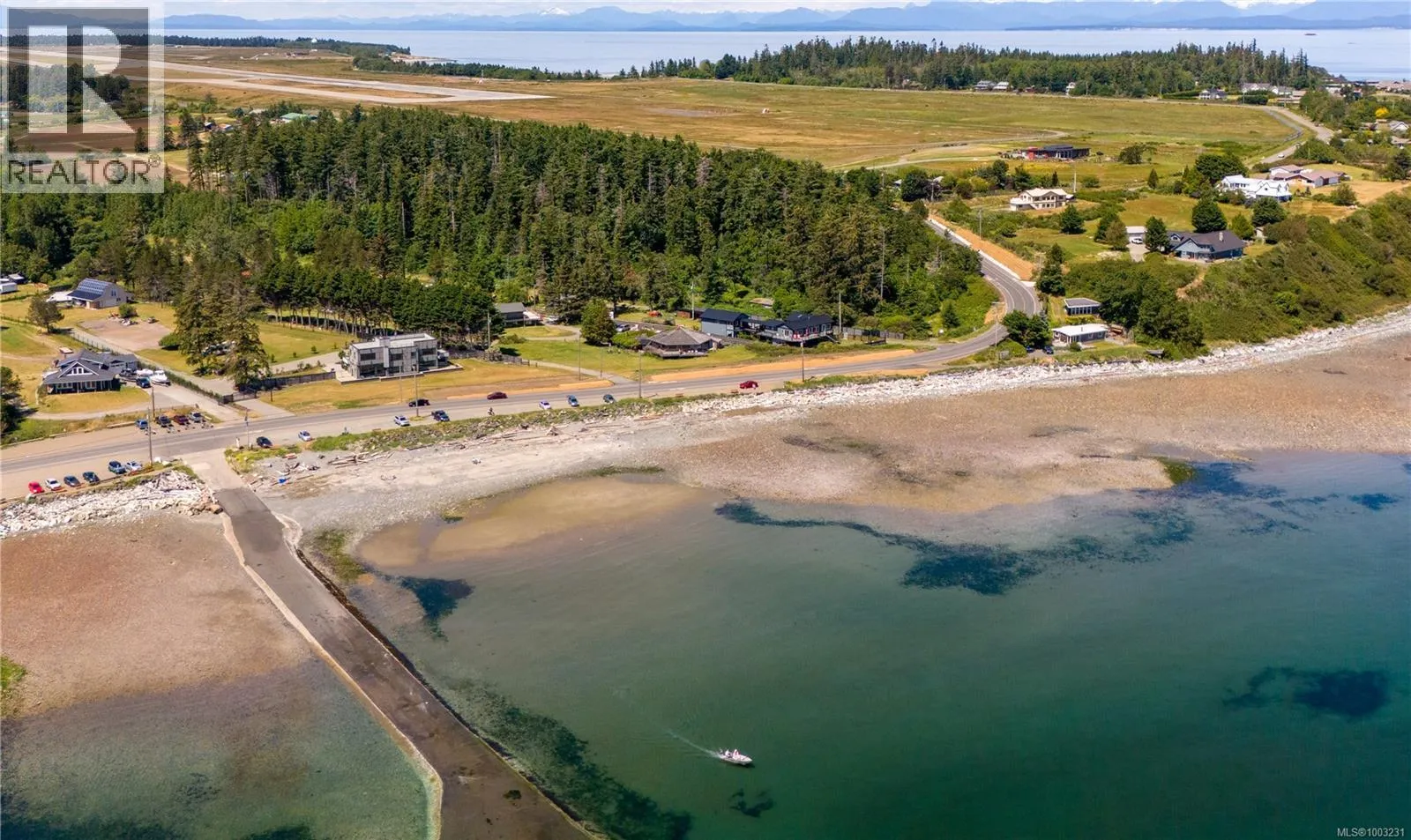 348 Lazo Rd, Comox, British Columbia V9M 3T9