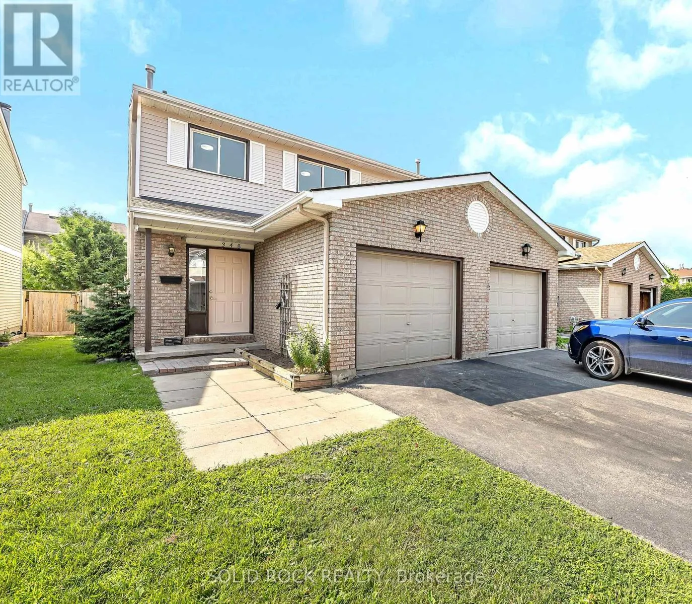 Row / Townhouse for rent: 348 Monica Crescent, Ottawa, Ontario K1E 3N5