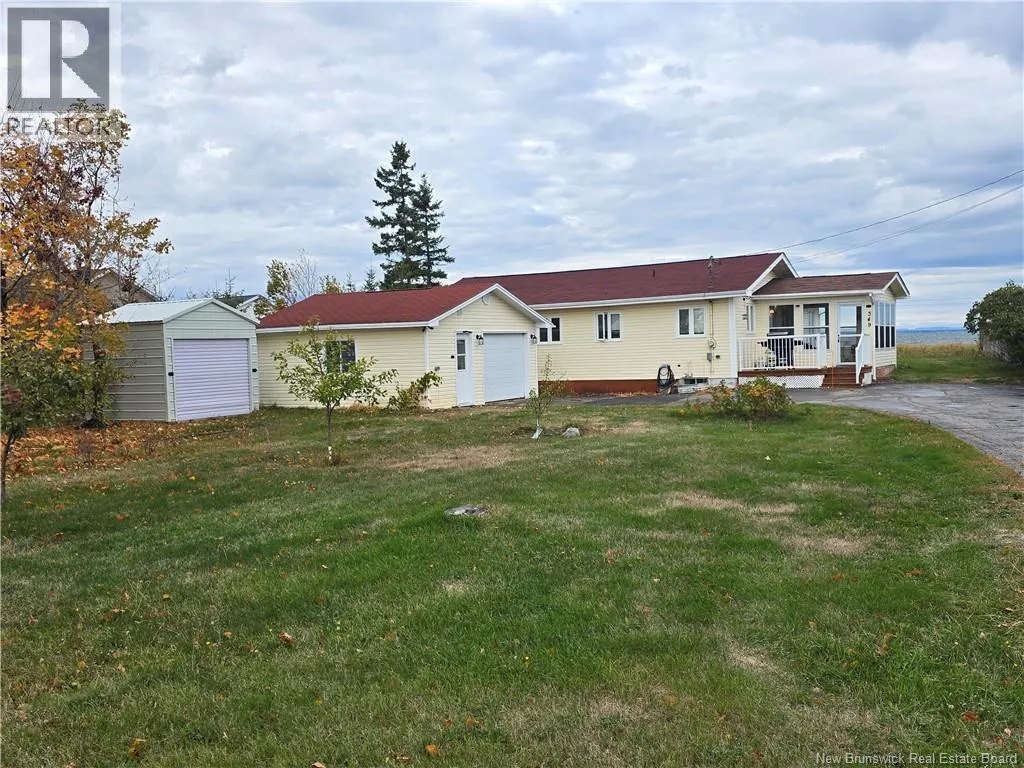 349 Bayshore Drive, Bathurst, New Brunswick E2A 6A5