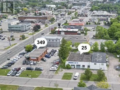 349 King Street W, Oshawa, Ontario L1J 2J8