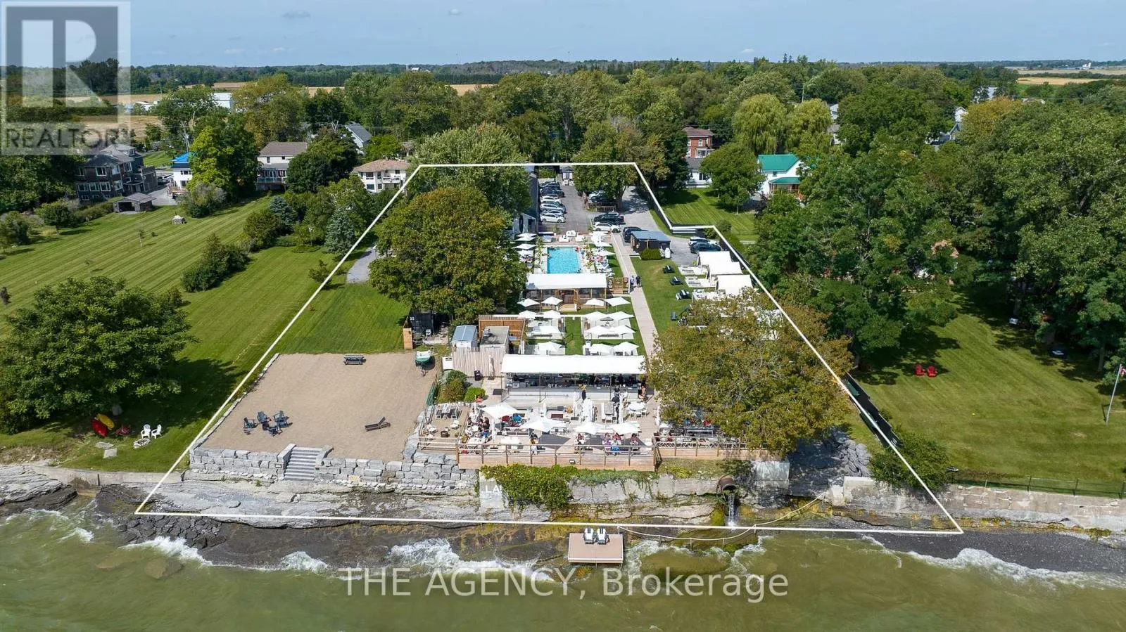 349 Wellington Main Street, Prince Edward County, Ontario K0K 3L0