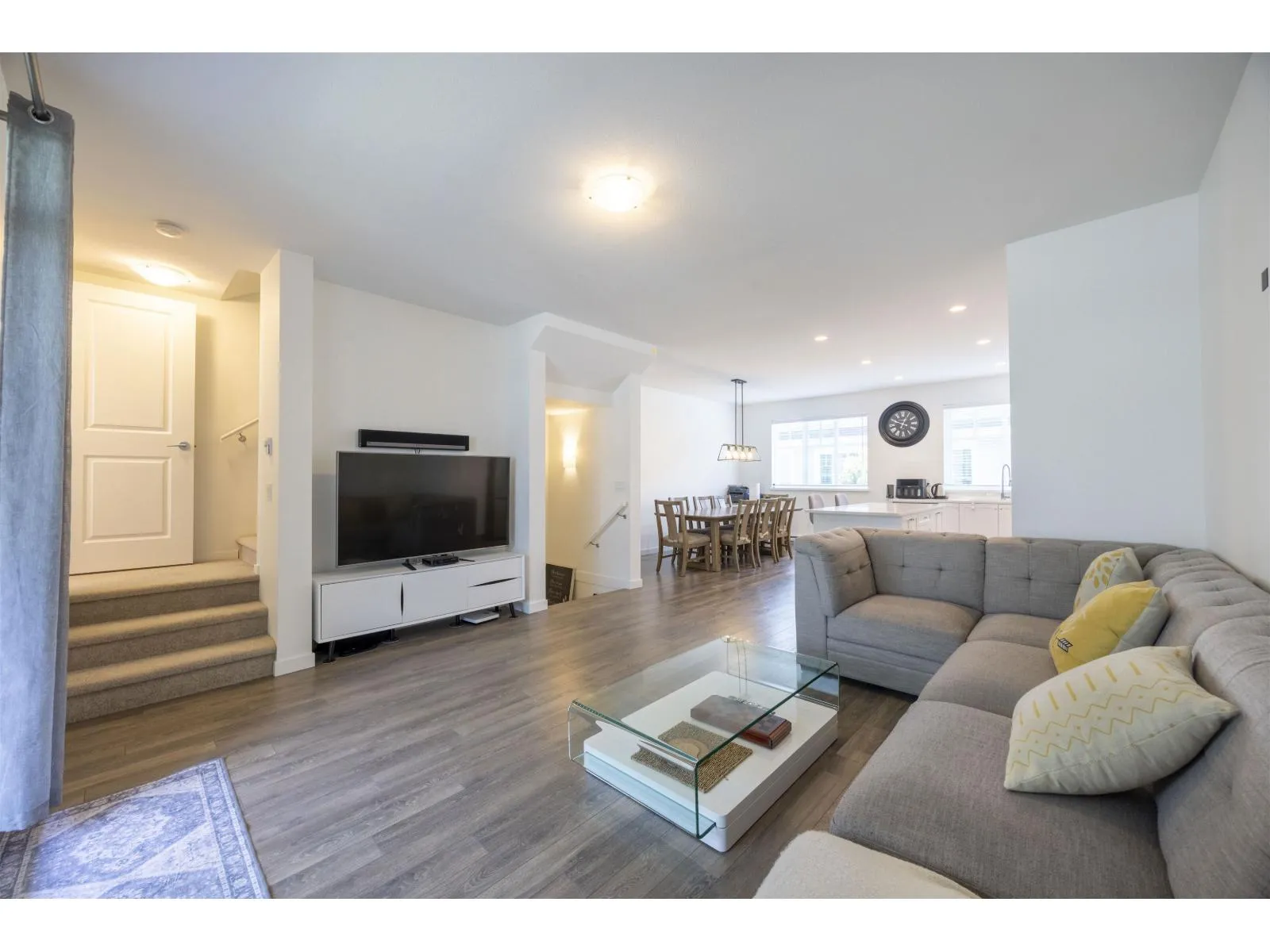 Row / Townhouse for rent: 35 15487 99a Avenue, Surrey, British Columbia V3R 0G9