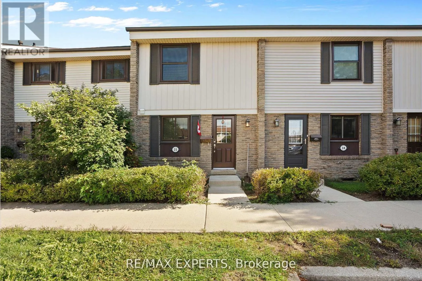 Row / Townhouse for rent: 35 - 2779 Gananoque Drive, Mississauga, Ontario L5N 2E4