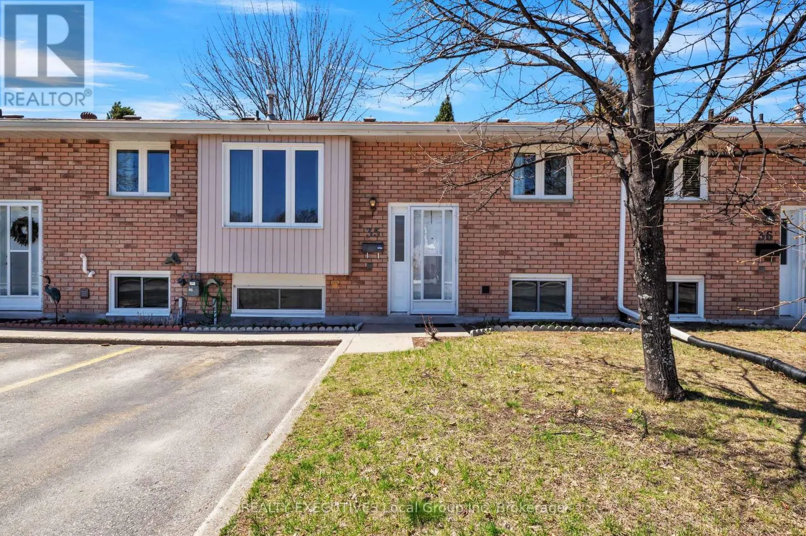 Row / Townhouse for rent: 35 - 624 Lakeshore Drive, North Bay, Ontario P1A 2E8