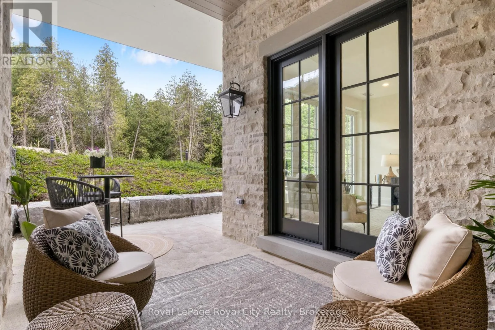 Apartment for rent: 35 - 6523 Wellington 7 Road, Centre Wellington, Ontario N0B 1S0