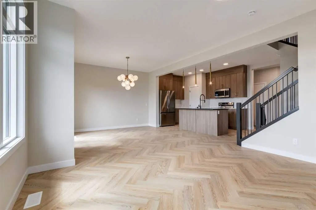 House for rent: 35 Belgian Court, Cochrane, Alberta T4C 3H5