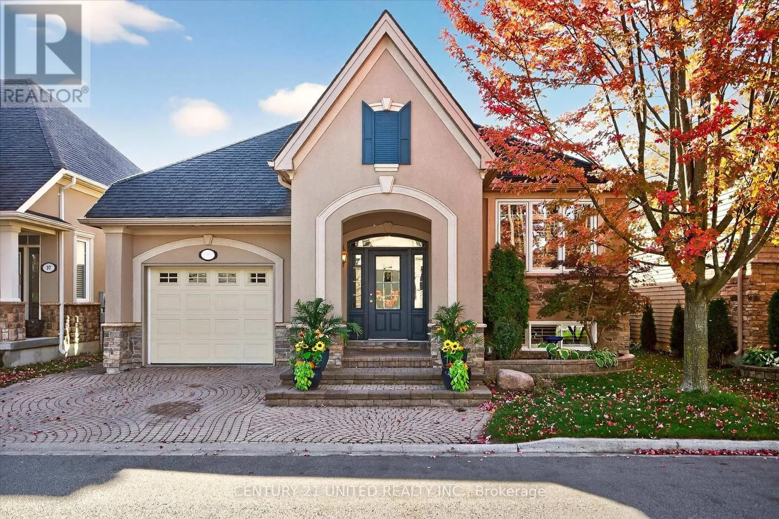 House for rent: 35 Brinton Drive, Peterborough, Ontario K9J 8S9