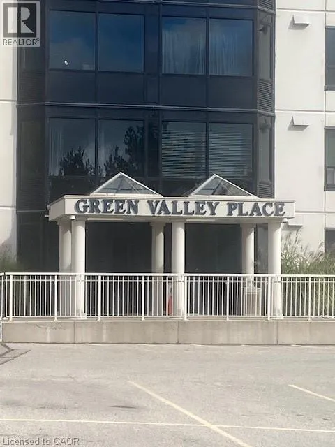 Apartment for rent: 35 Green Valley Drive Unit# 107, Kitchener, Ontario N2P 2A5