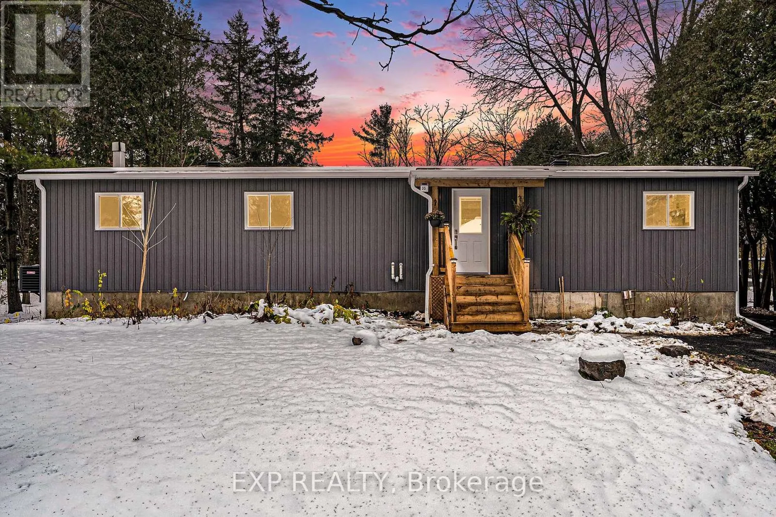 House for rent: 35 Lazy Nol Court, Ottawa, Ontario K2S 1T5