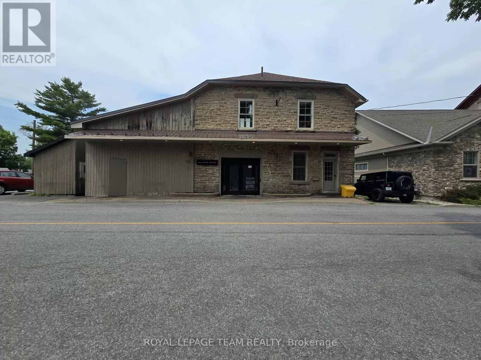 35 Mill Street, Carleton Place, Ontario K7C 1T8