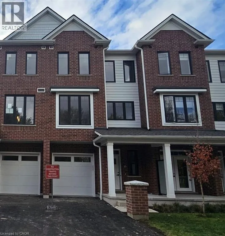 Row / Townhouse for rent: 35 Mill Street, Kitchener, Ontario N2G 0G6