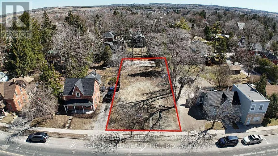 35 Queen Street, New Tecumseth, Ontario L4M 1Y9