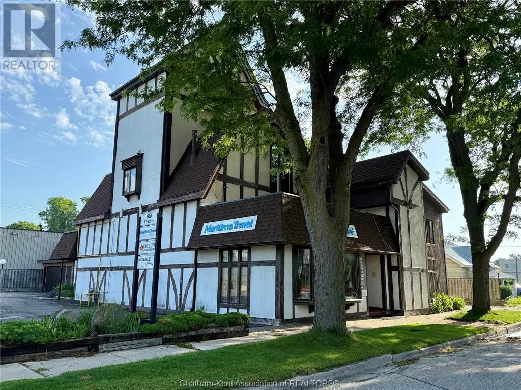35 Thames Street, Chatham, Ontario N7L 1S3