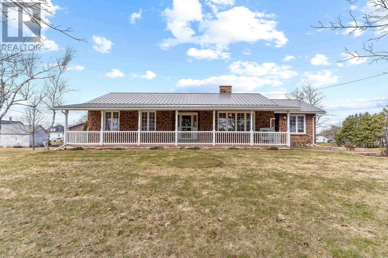 House for rent: 35 Victoria Street, Kensington, Prince Edward Island C0B 1M0