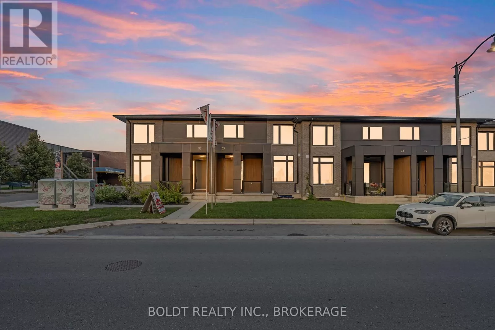 Row / Townhouse for rent: 35 Wellspring Way, Pelham, Ontario L3B 5N5