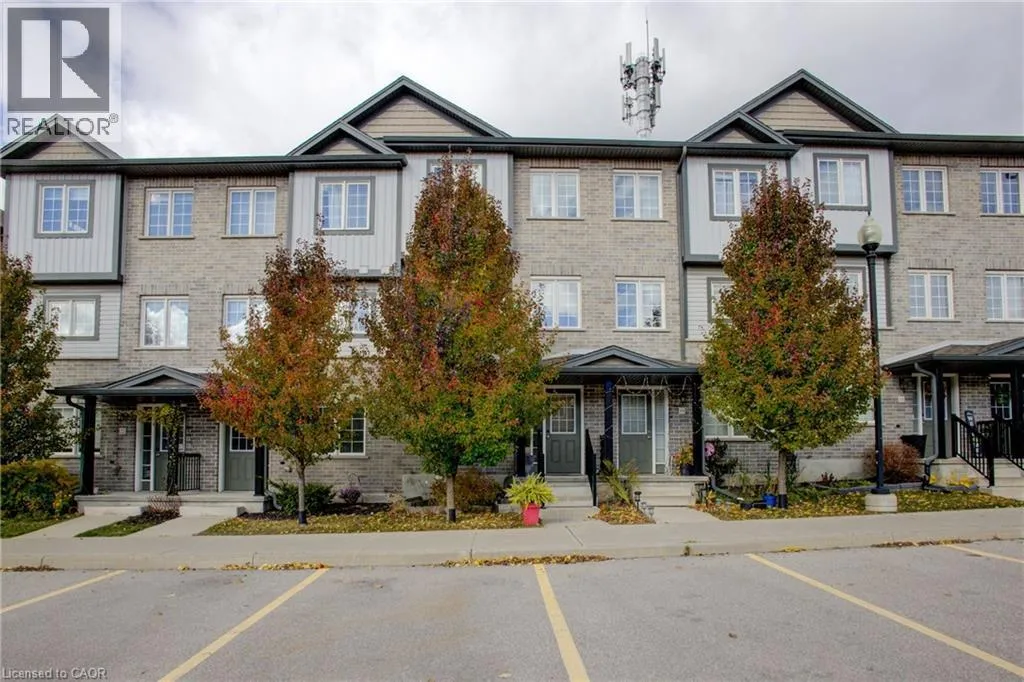 Row / Townhouse for rent: 350 Dundas Street S Unit# 20, Cambridge, Ontario N1R 5S2