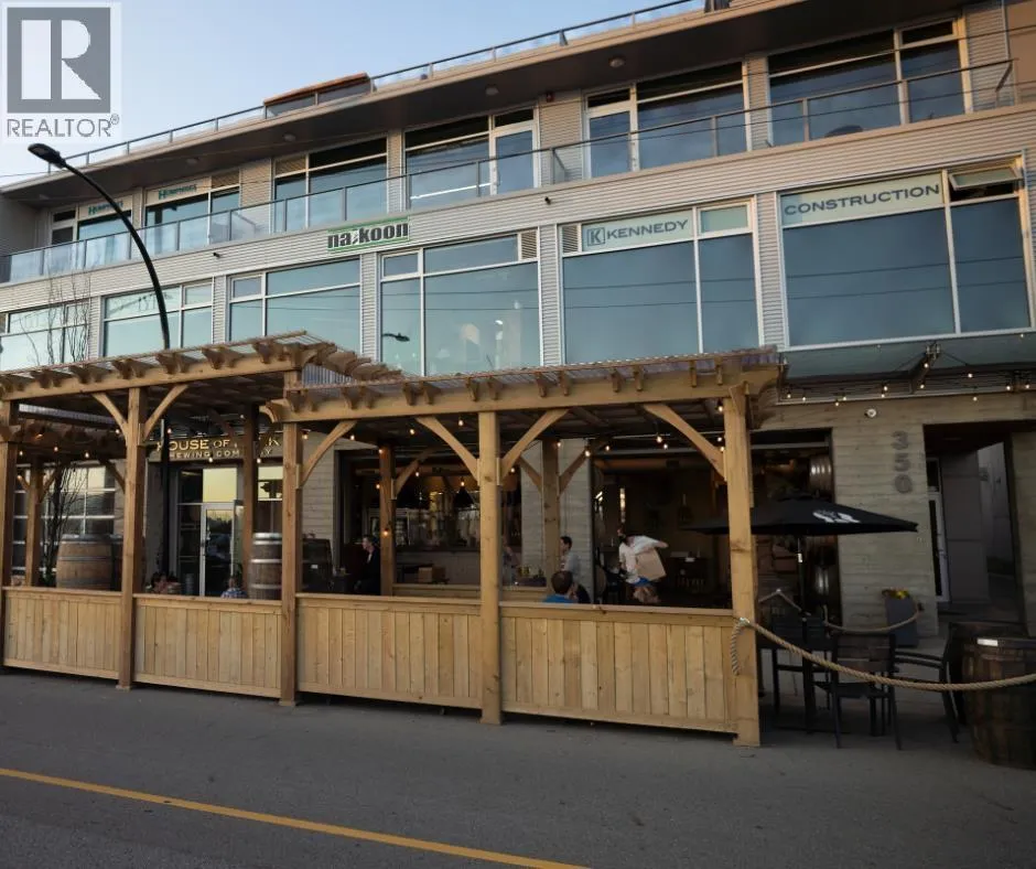 350 Esplanade E, North Vancouver, British Columbia V7L 1A4