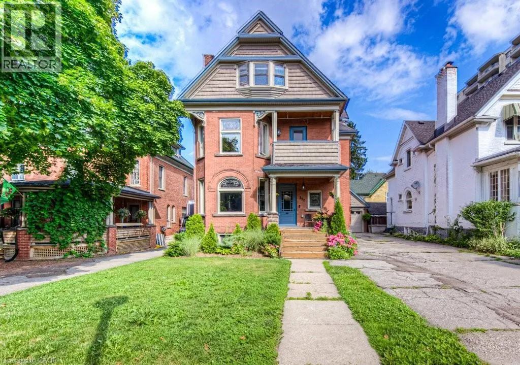 House for rent: 350 Queen Street S, Kitchener, Ontario N2G 1W7