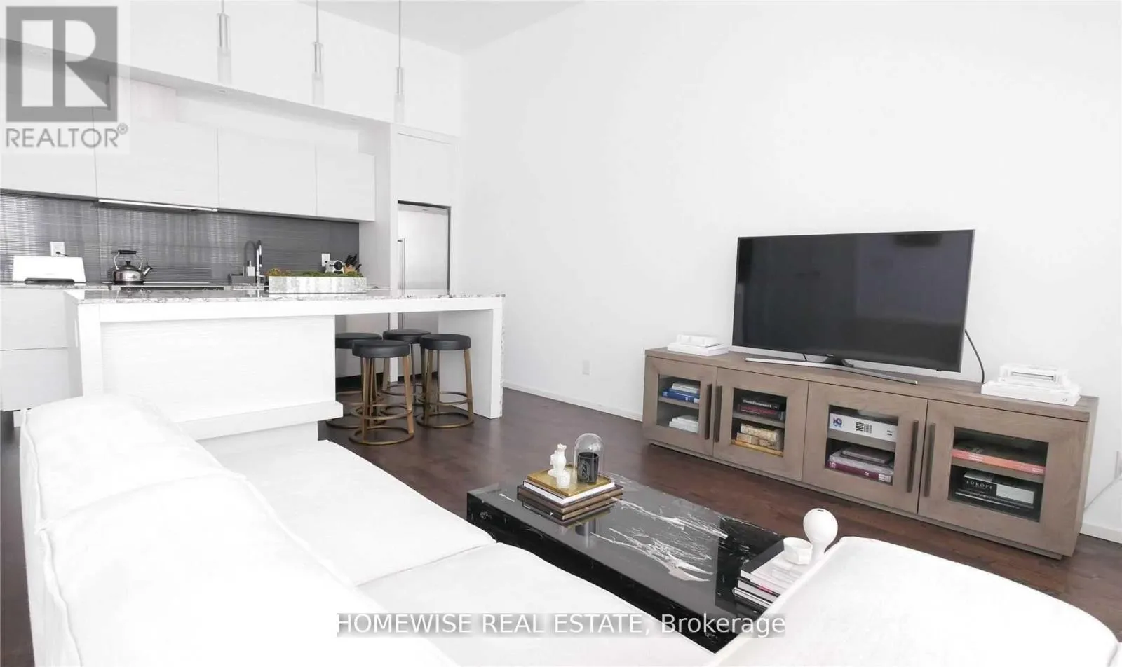 Apartment for rent: 3501 - 8 Charlotte Street, Toronto, Ontario M5V 0K4