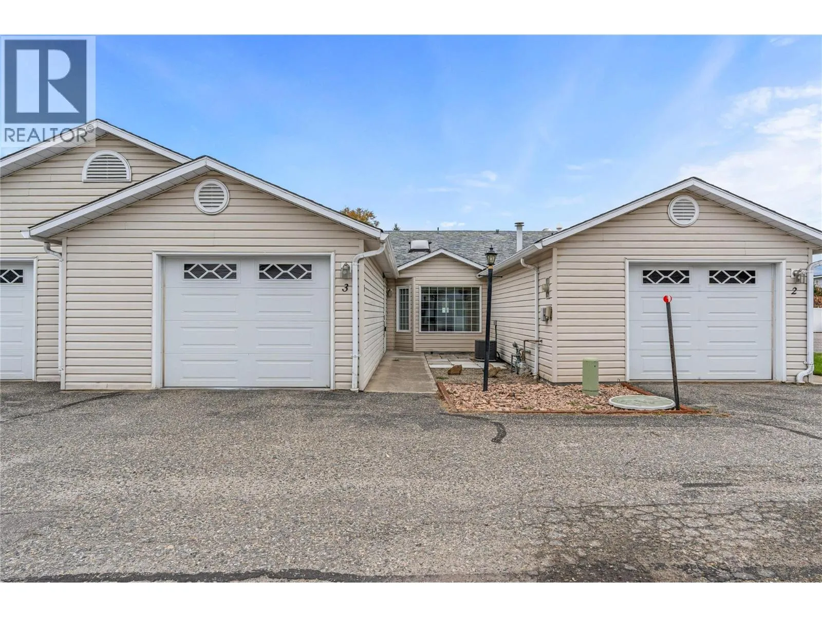 Row / Townhouse for rent: 3502 24 Avenue Unit# 3, Vernon, British Columbia V1T 1L8