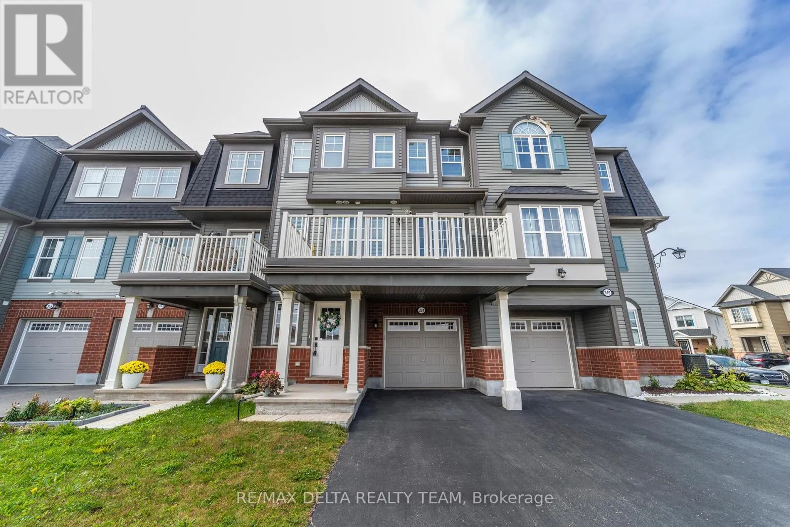 Row / Townhouse for rent: 351 Sweetfern Crescent, Ottawa, Ontario K4A 1A5