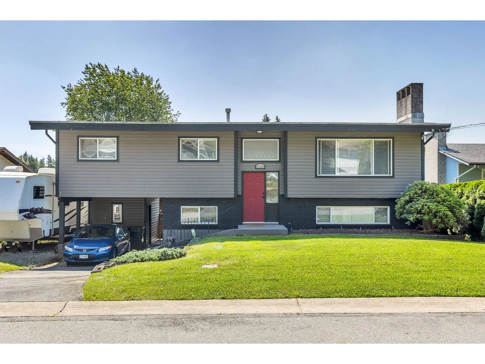 House for rent: 35104 Spencer Street, Abbotsford, British Columbia V3G 2E3