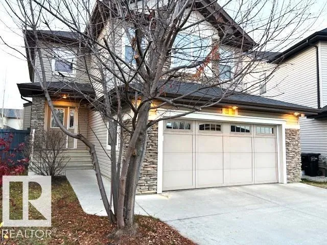 House for rent: 3512 Goodridge Ba Nw, Edmonton, Alberta T5T 4C6