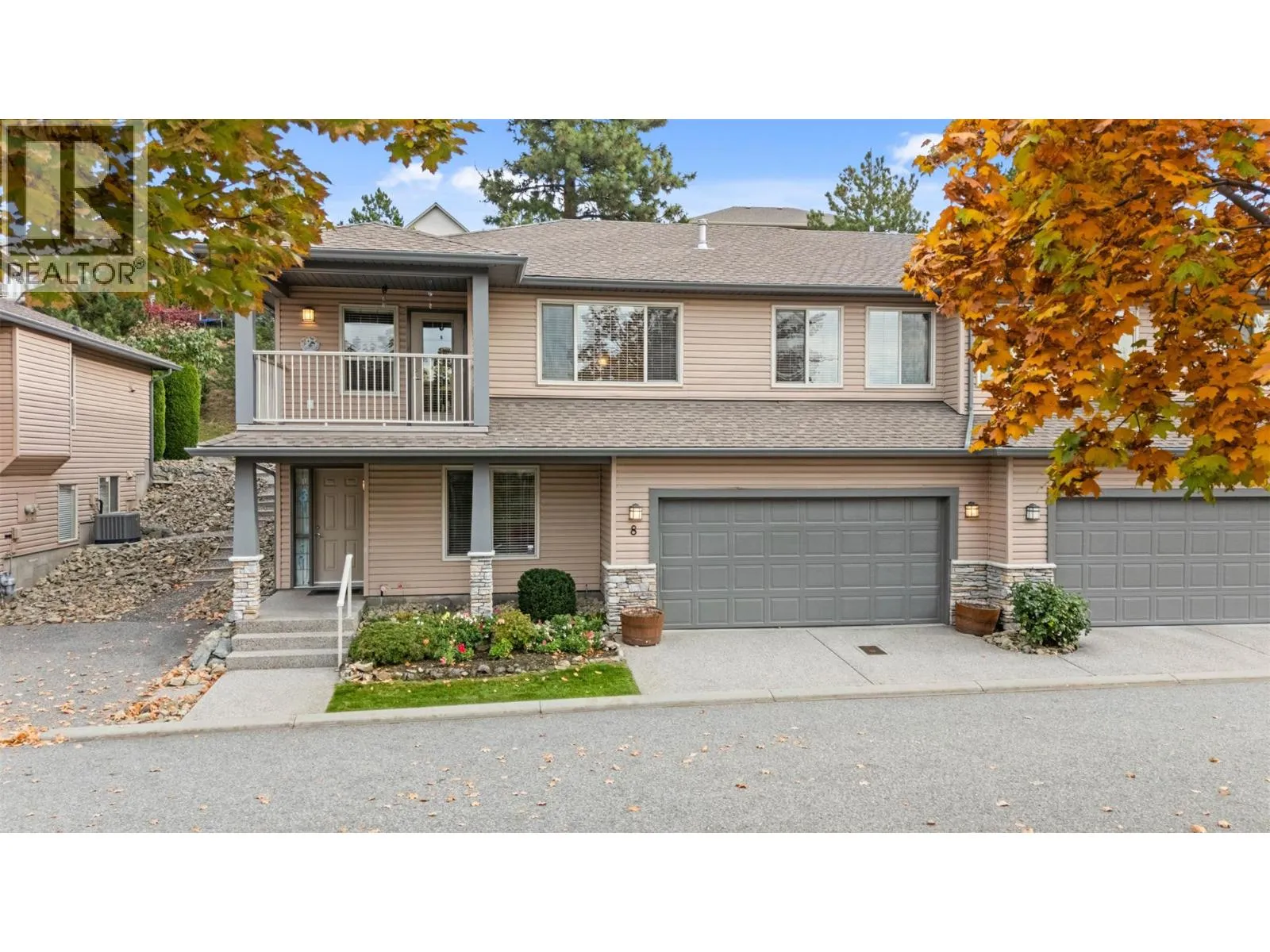 Row / Townhouse for rent: 3512 Ridge Boulevard Unit# 8, West Kelowna, British Columbia V4T 2X5