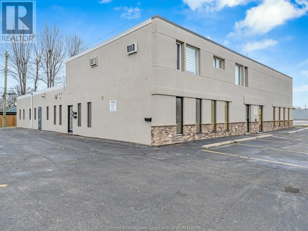 3514 Walker Road, Windsor, Ontario N8W 3S4