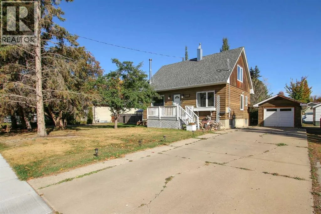 House for rent: 3515 45 Avenue, Red Deer, Alberta T4N 3K7