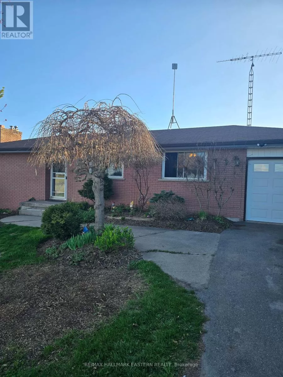 House for rent: 352 Peregrine Road, Selwyn, Ontario K9J 6X2