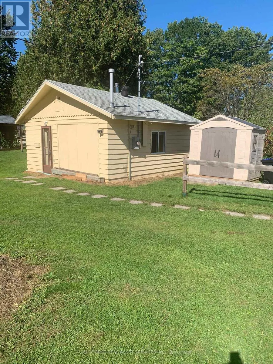 House for rent: 3520 Bennett Avenue, Severn, Ontario P0E 1N0