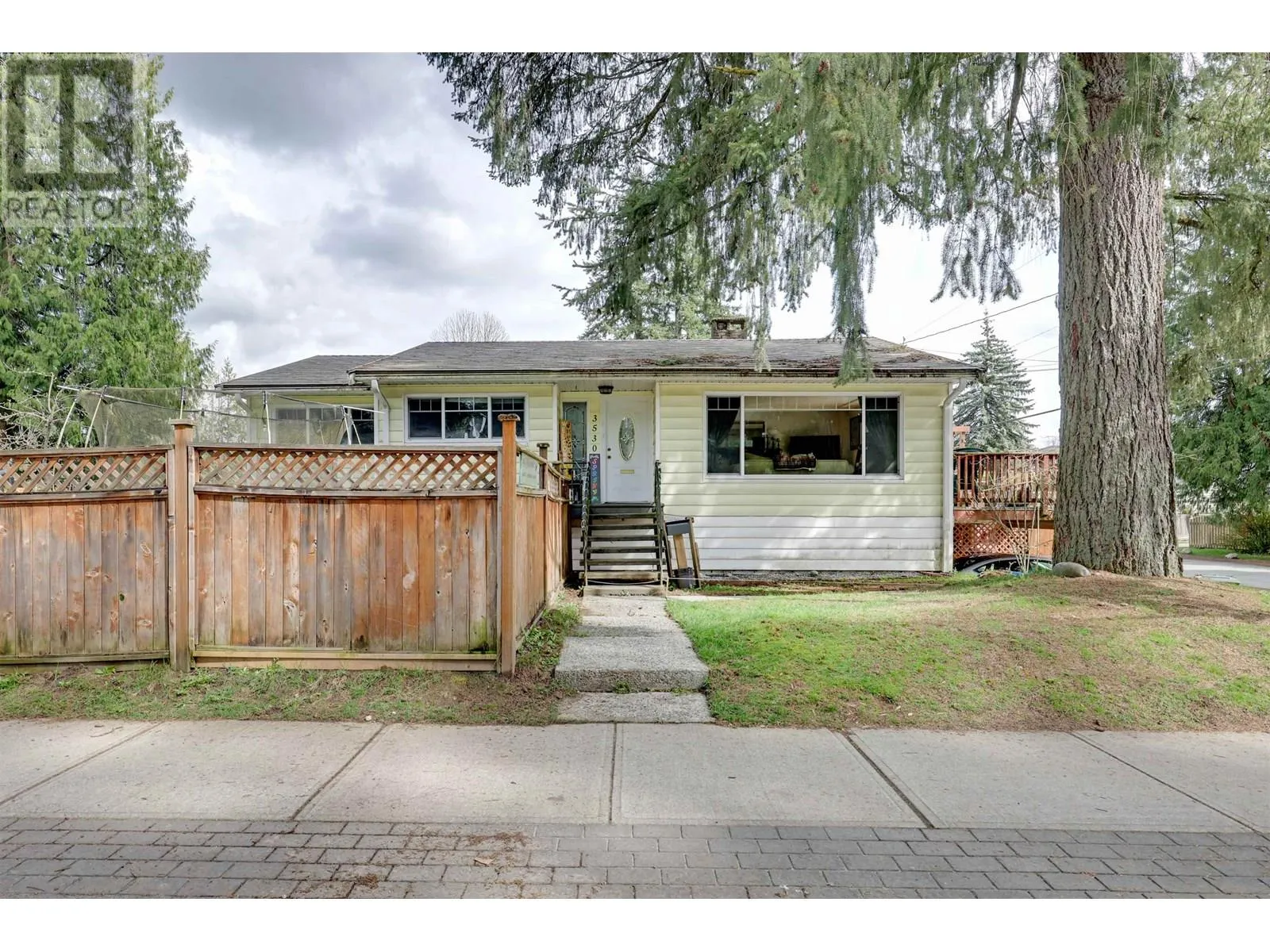 House for rent: 3530 Hastings Street, Port Coquitlam, British Columbia V3B 4N4