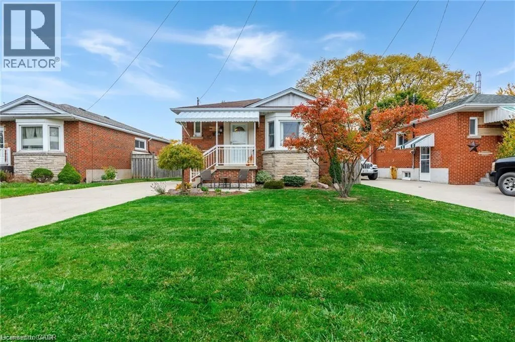 House for rent: 355 E 34th Street Unit# B, Hamilton, Ontario L8V 3X4