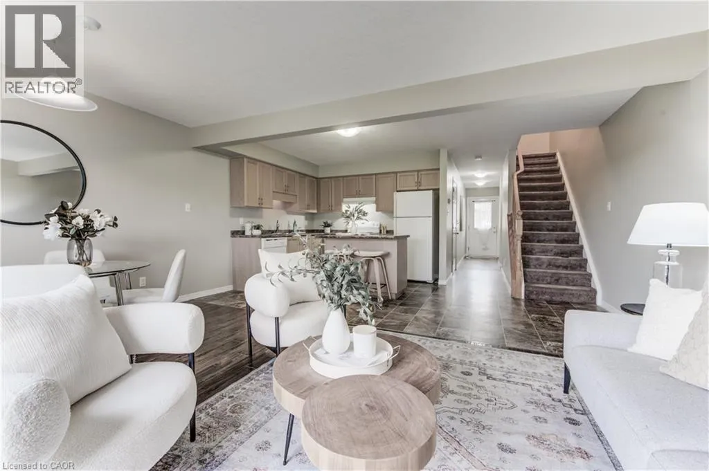 Row / Townhouse for rent: 355 Fisher Mills Road Unit# 27, Cambridge, Ontario N3C 4N5