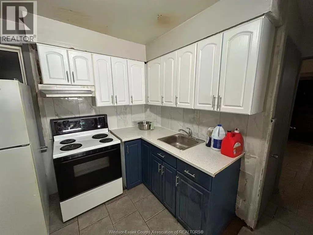 House for rent: 355 Mcewan Avenue, Windsor, Ontario N9B 2E5