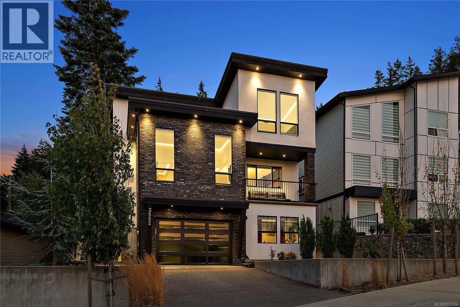 House for rent: 3552 Myles Mansell Rd, Langford, British Columbia V9C 0N6