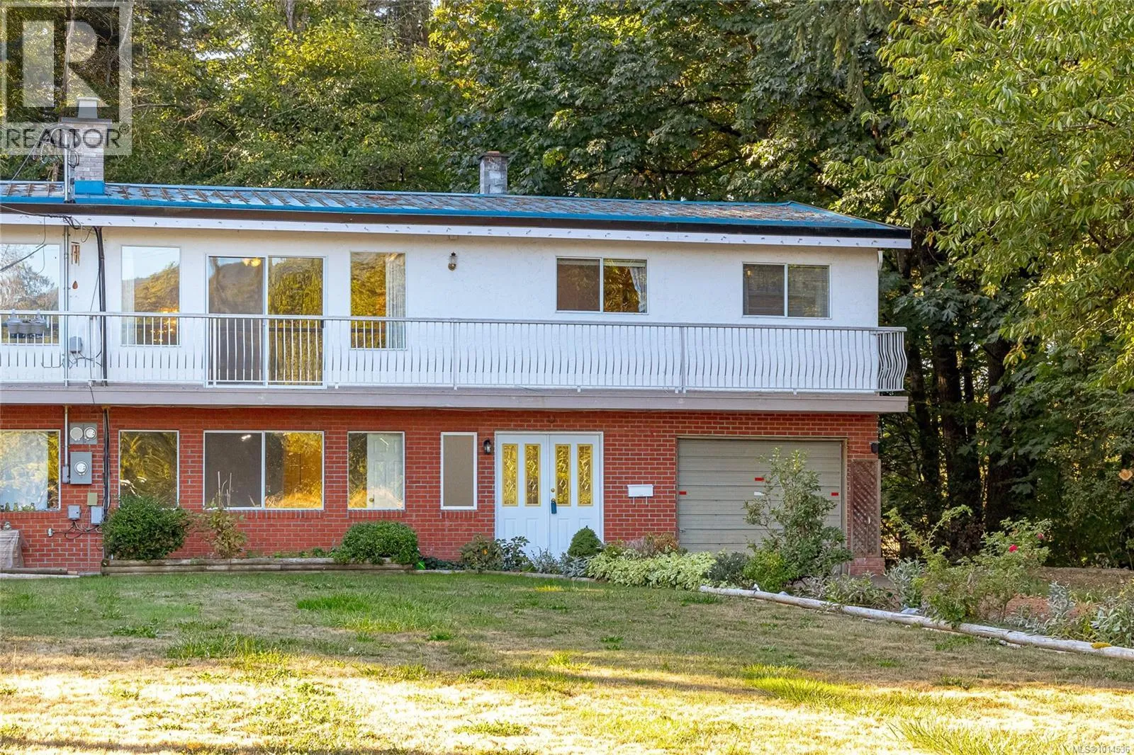 Duplex for rent: 3570 Auchinachie Rd, Duncan, British Columbia V9L 4A4