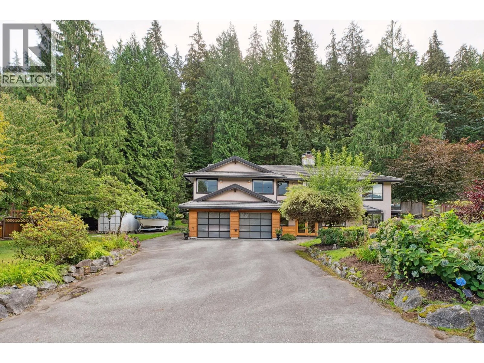 House for rent: 3580 Main Avenue, Belcarra, British Columbia V3H 4R3