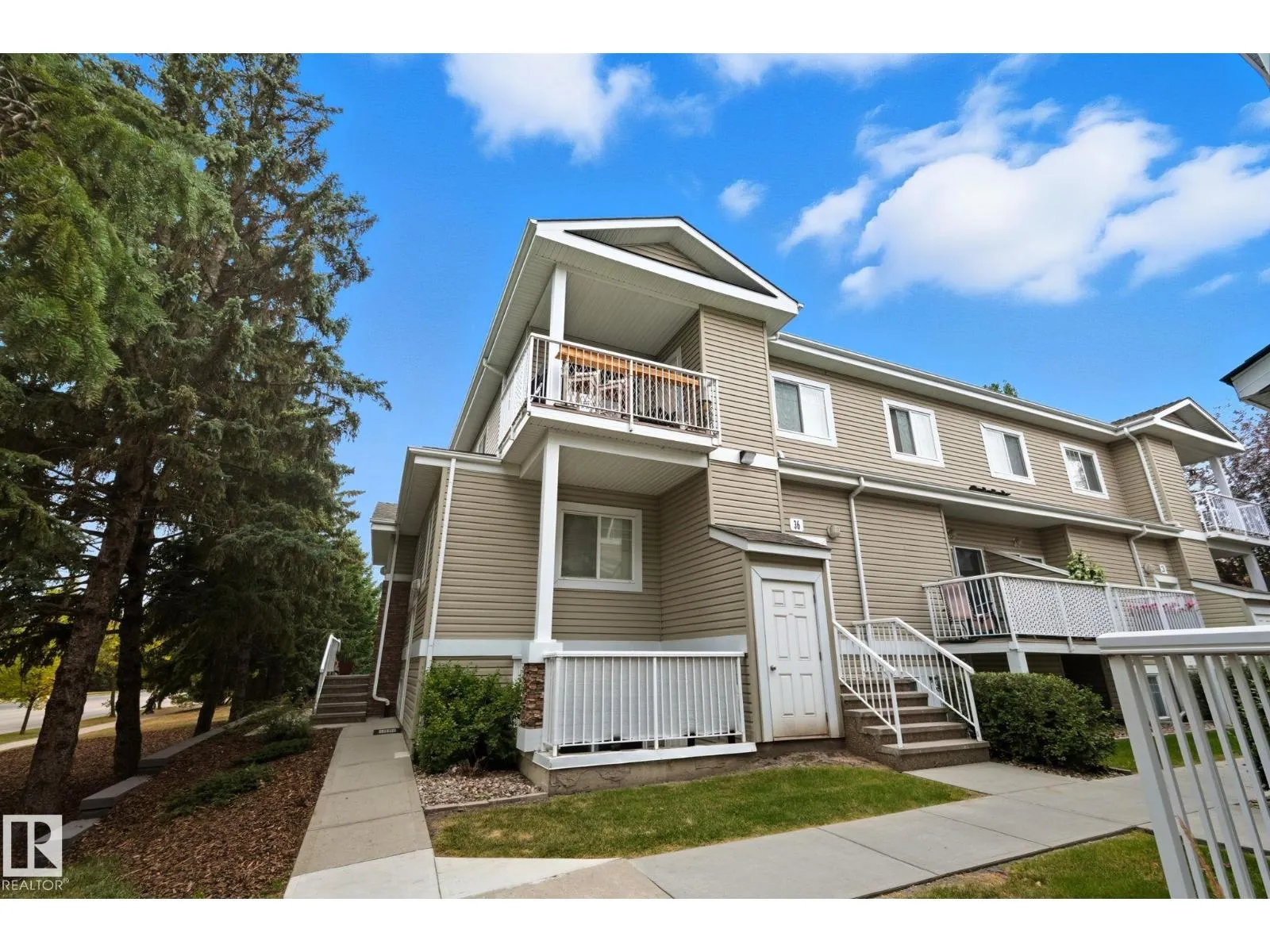 Row / Townhouse for rent: #35c 79 Bellerose Dr, St. Albert, Alberta T8N 1C5