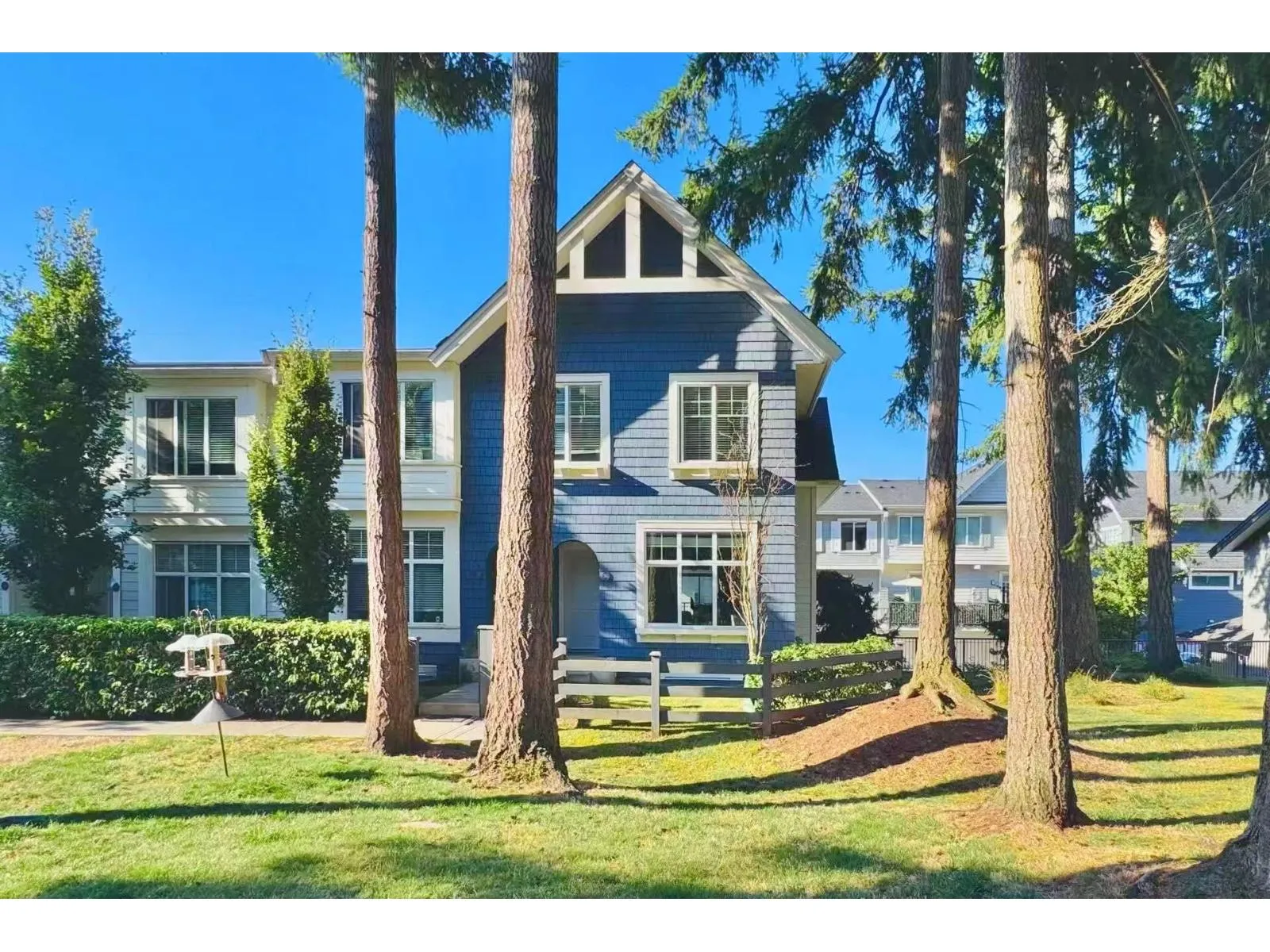 Row / Townhouse for rent: 36 16678 25 Avenue, Surrey, British Columbia V3Z 0Z2