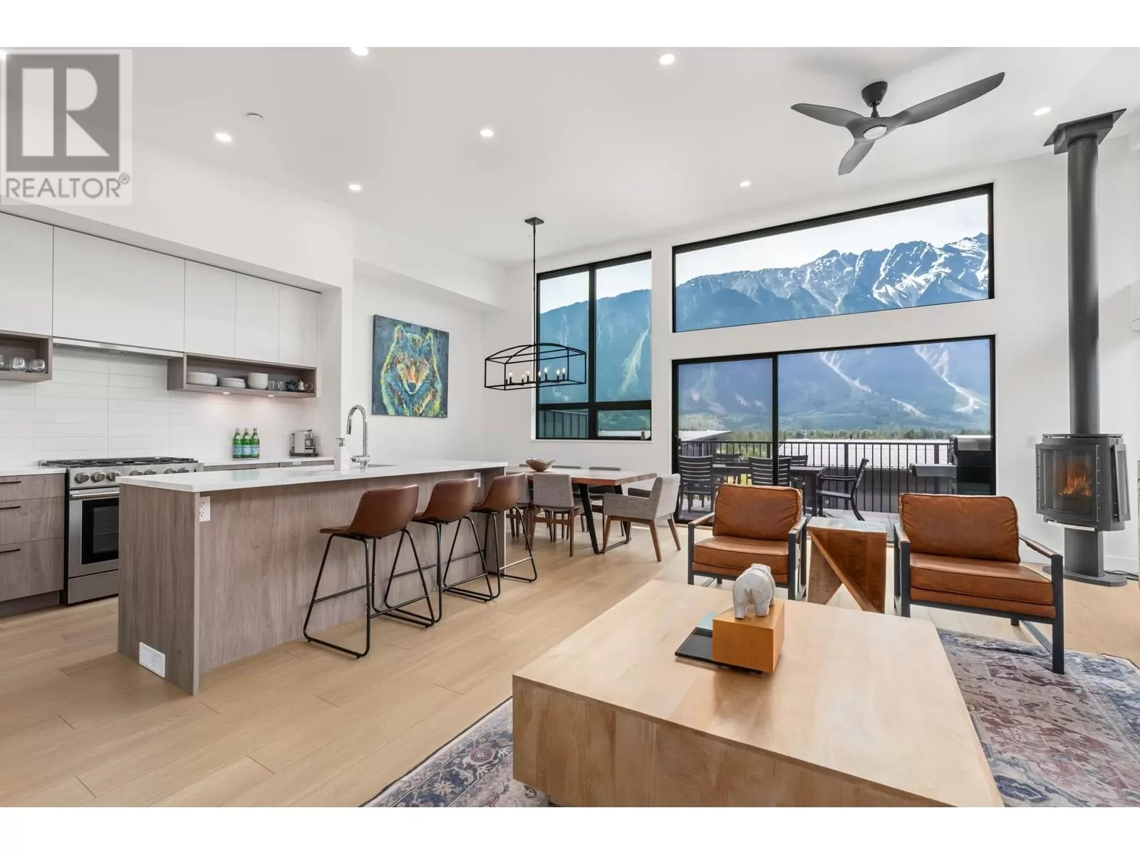 Duplex for rent: 36 4000 Sunstone Way, Pemberton, British Columbia V0N 2L3