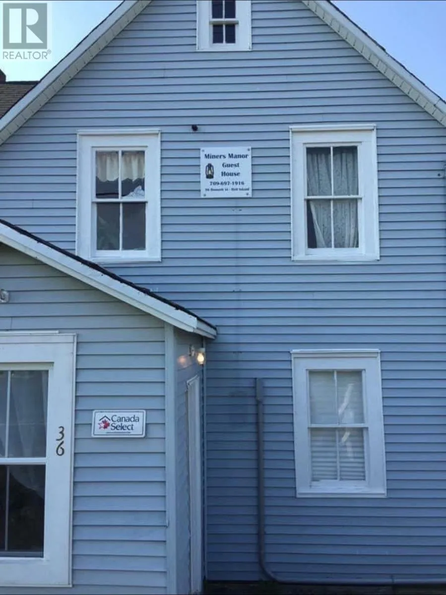 Two Apartment House for rent: 36 Bennett Street, Bell Island, Newfoundland & Labrador A0A 4H0