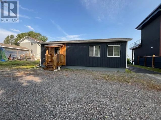 House for rent: 36 Ottawa Avenue, South River, Ontario P0A 1X0