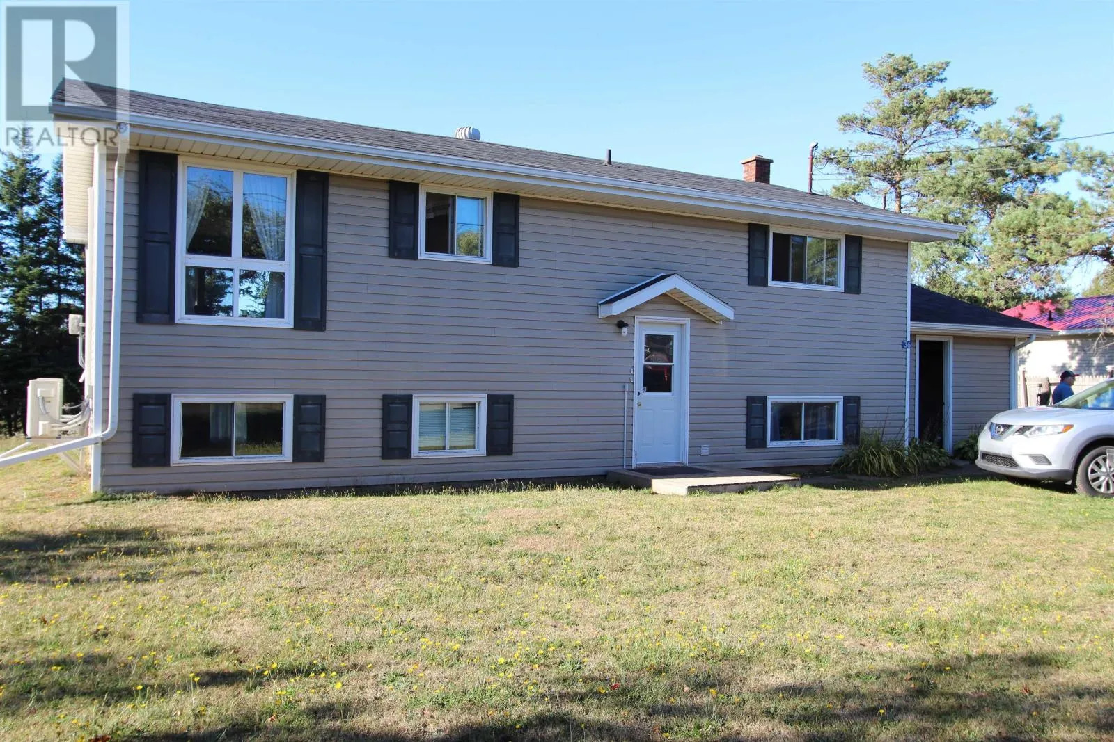 Duplex for rent: 36 Sunset Crescent, Travellers Rest, Prince Edward Island C1N 4J8