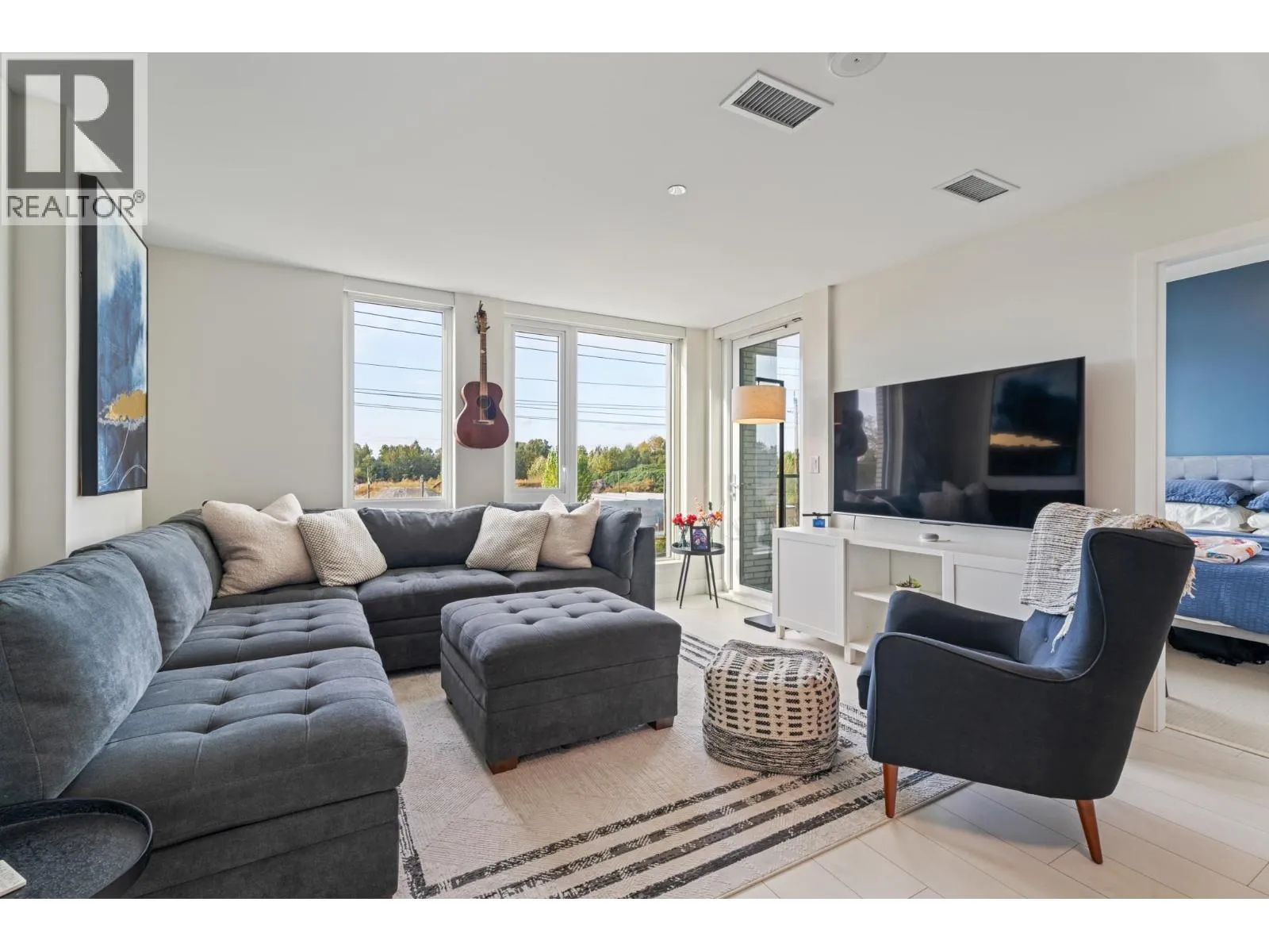 Apartment for rent: 360 8575 Rivergrass Drive, Vancouver, British Columbia V5S 0J7